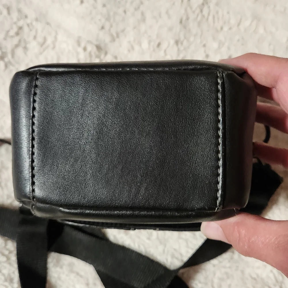 Icon Black Vinyl Camera Storage Case Bag Padded Shoulder Strap 5'X5' Small - Picture 11 of 13